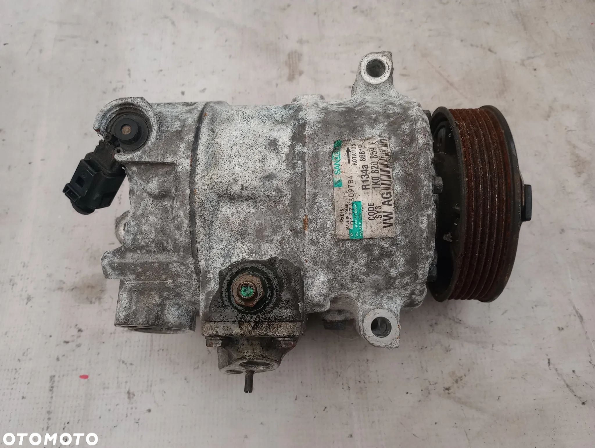 VW Golf VI 1.6 D Passat B6 2.0 TDI Kompresor Klimatyzacji 1K0820859F - 1