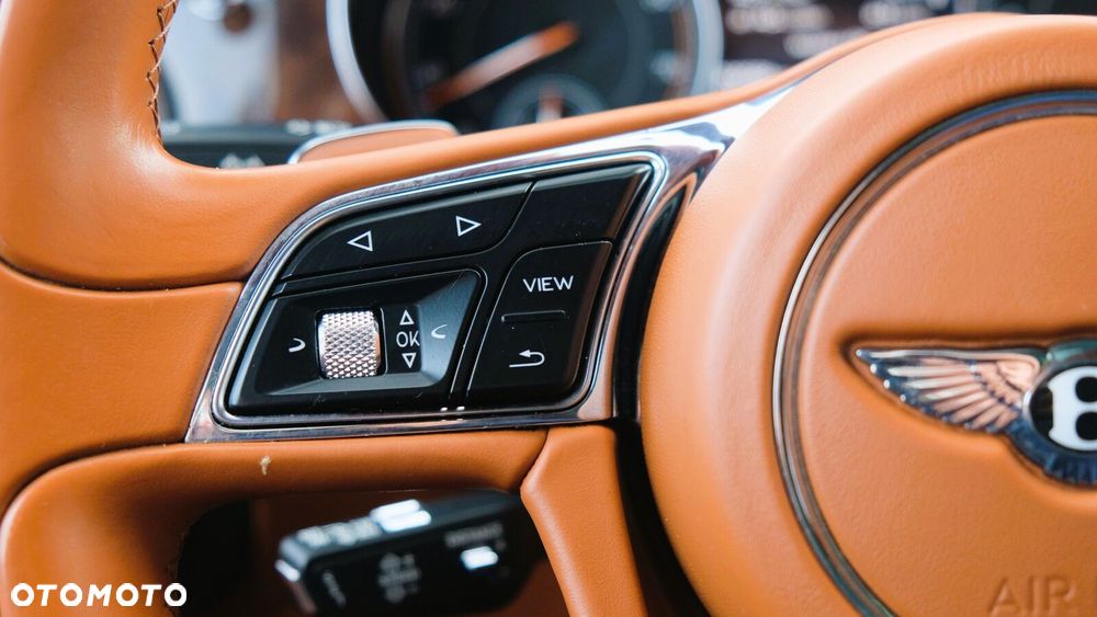 Bentley Bentayga - 14