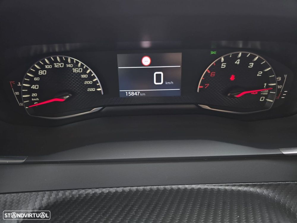 Peugeot 2008 1.2 PureTech Style - 9