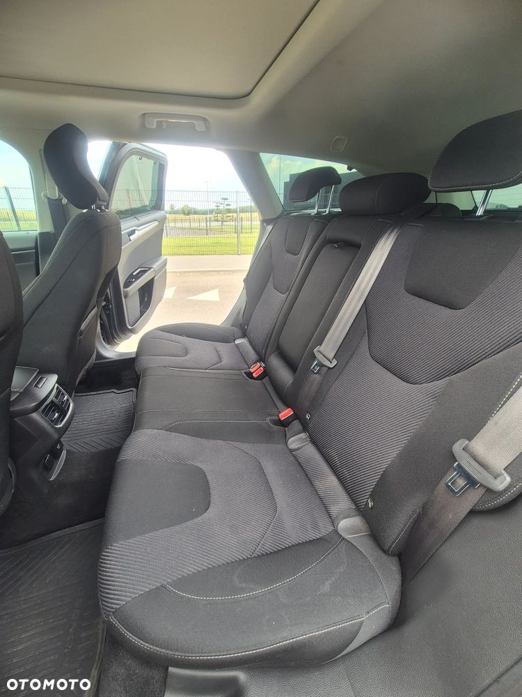 Ford Mondeo 2.0 TDCi Titanium - 19