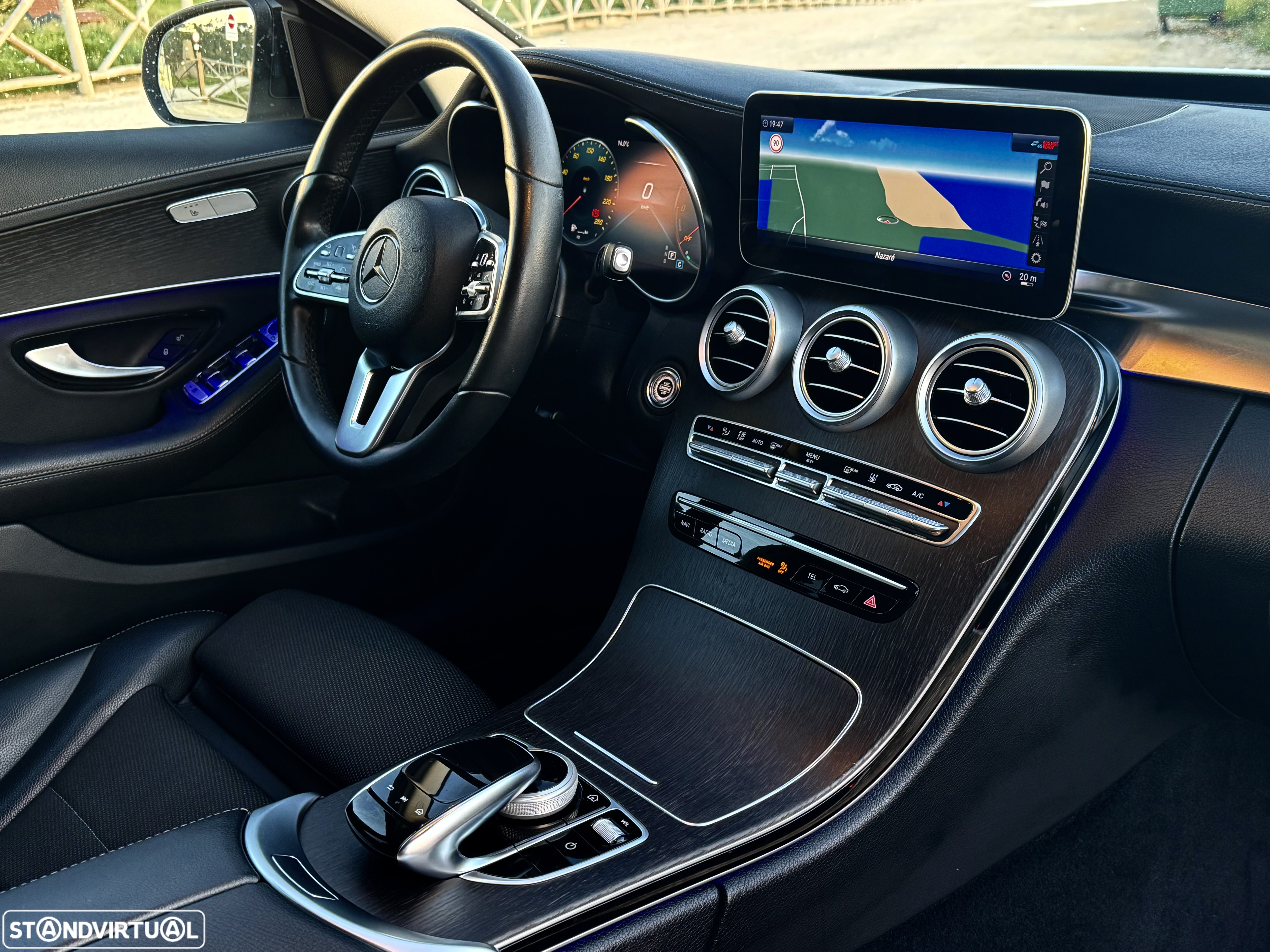Mercedes-Benz C 300 e AMG Line - 17