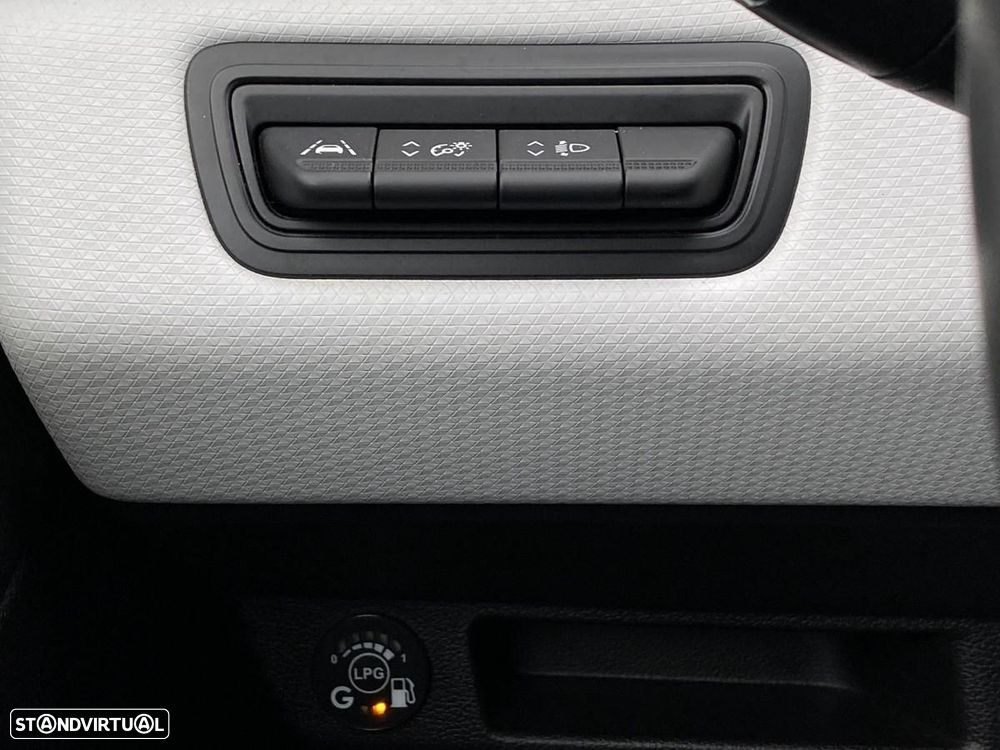 Renault Clio 1.0 TCe Limited Bi-Fuel - 31