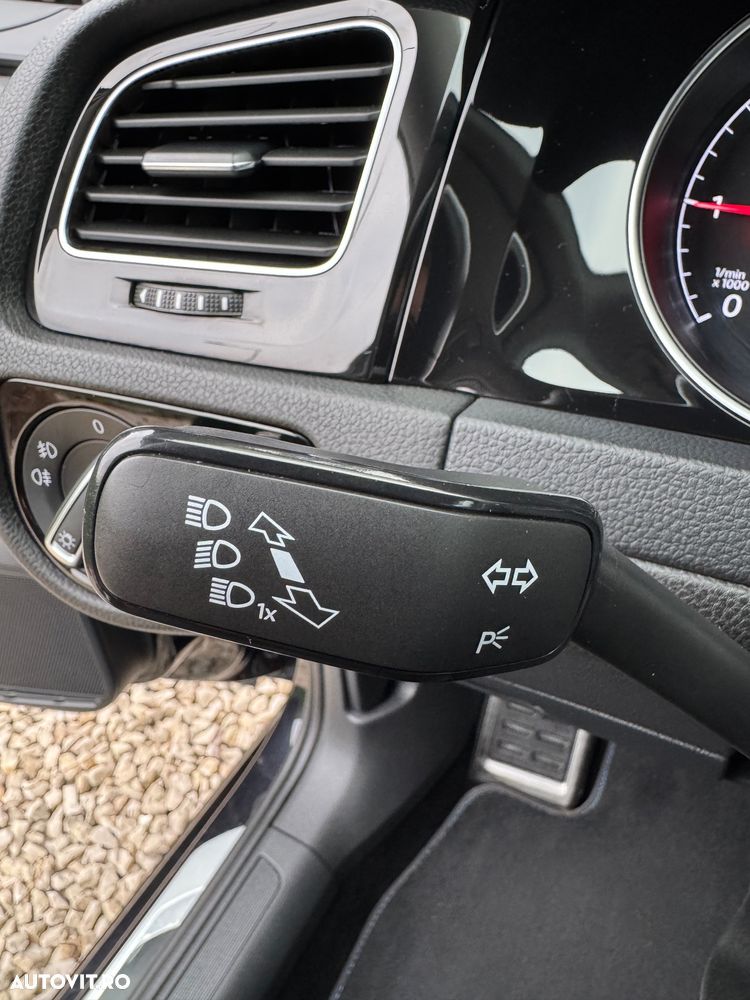 Volkswagen Golf 1.6 TDI DSG Join - 19