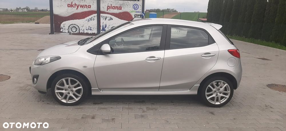 Mazda 2 - 22