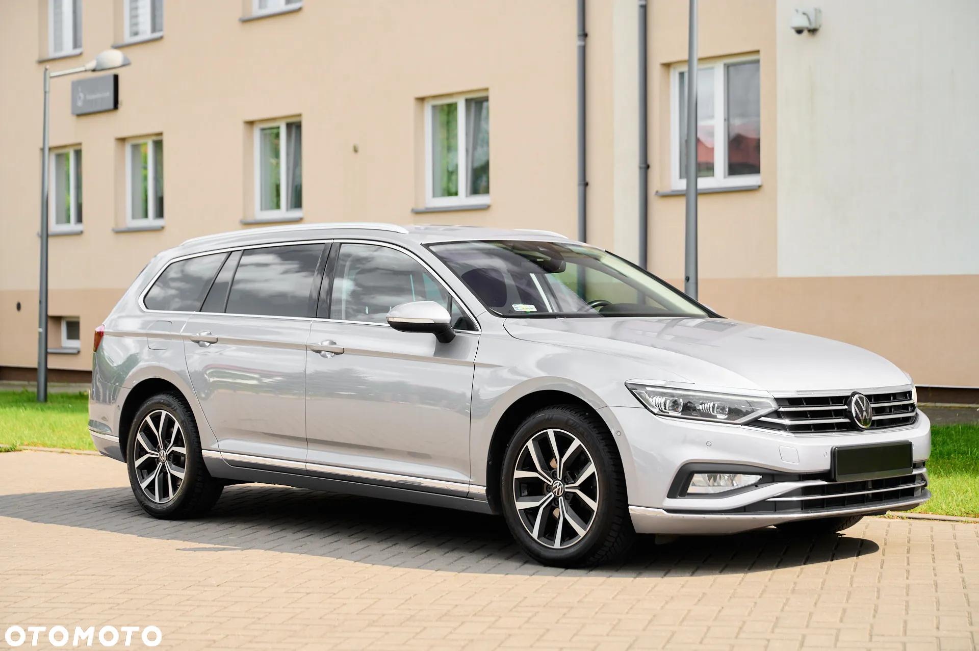Volkswagen Passat 2.0 TDI EVO Elegance DSG - 16