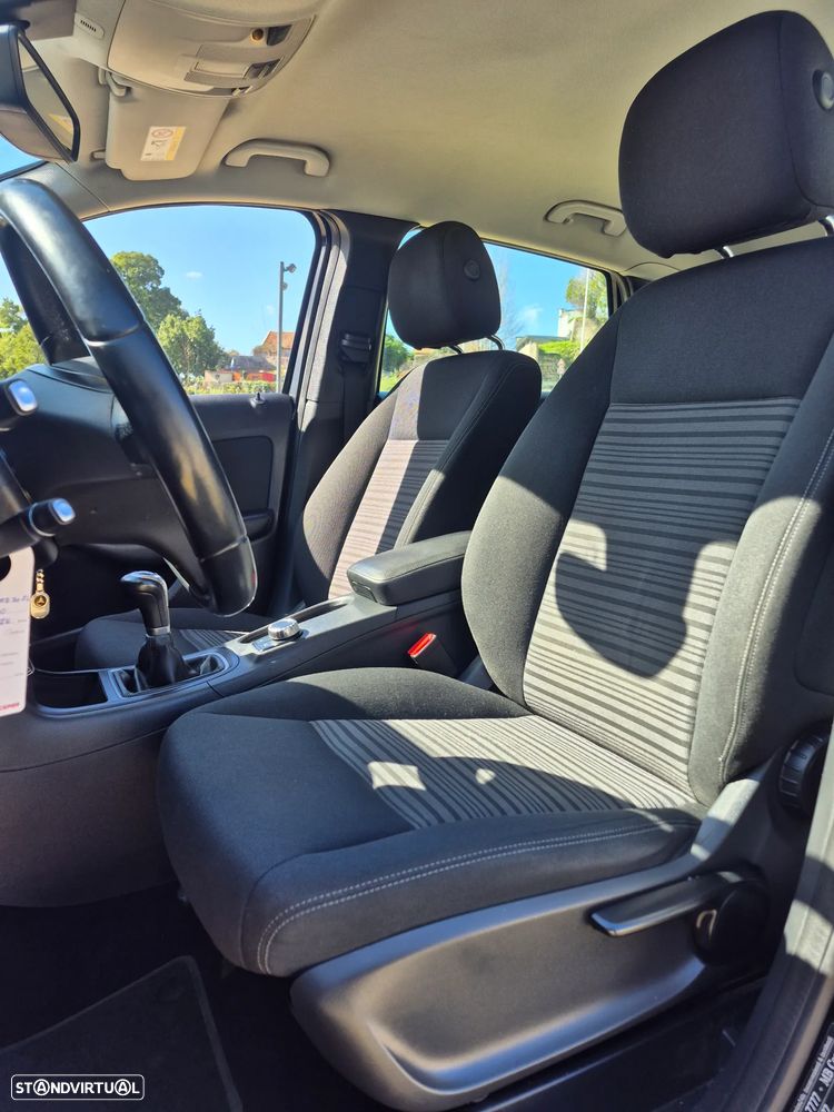 Mercedes-Benz B 180 CDI BlueEFFICIENCY - 10