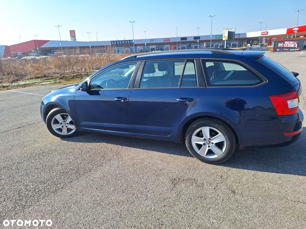Skoda Octavia 1.6 TDI Ambition - 3