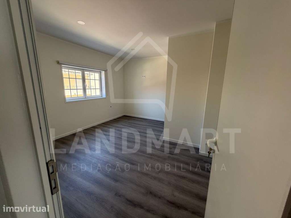 Apartamento T3, centro de Turquel - Grande imagem: 3/13
