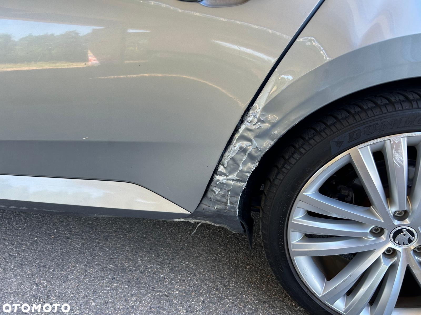 Skoda Superb 1.8 TSI DSG Ambition - 5