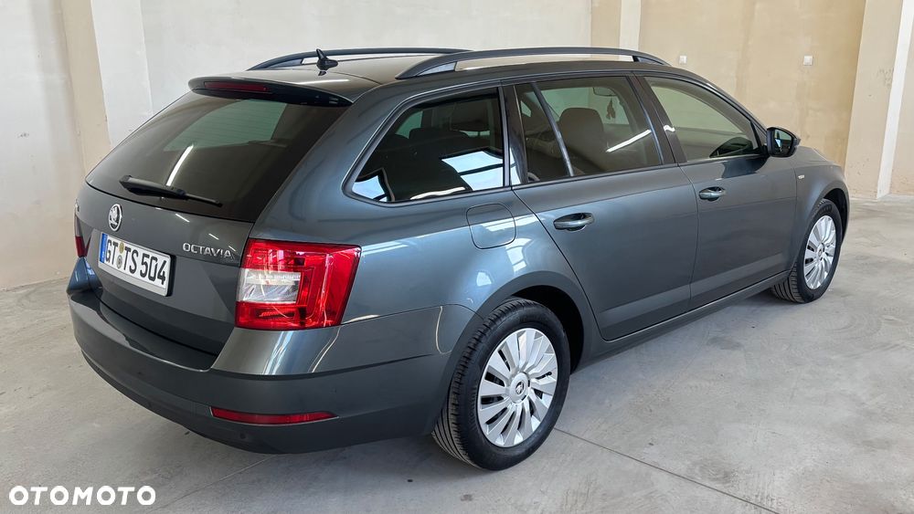 Skoda Octavia 2.0 TDI SCR 4x4 Ambition DSG - 11