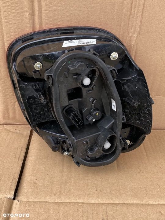 Tylny Peflektor Prawy Lampa Prawa SMART FORFOUR 2014- - 2