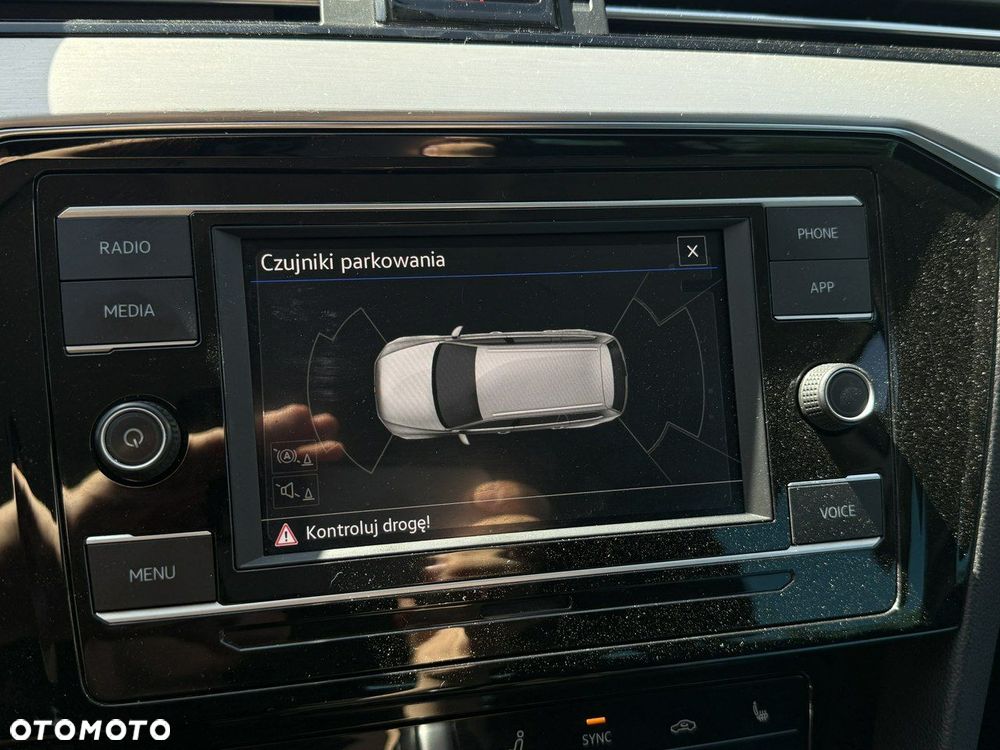 Volkswagen Passat 1.5 TSI EVO Elegance DSG - 12