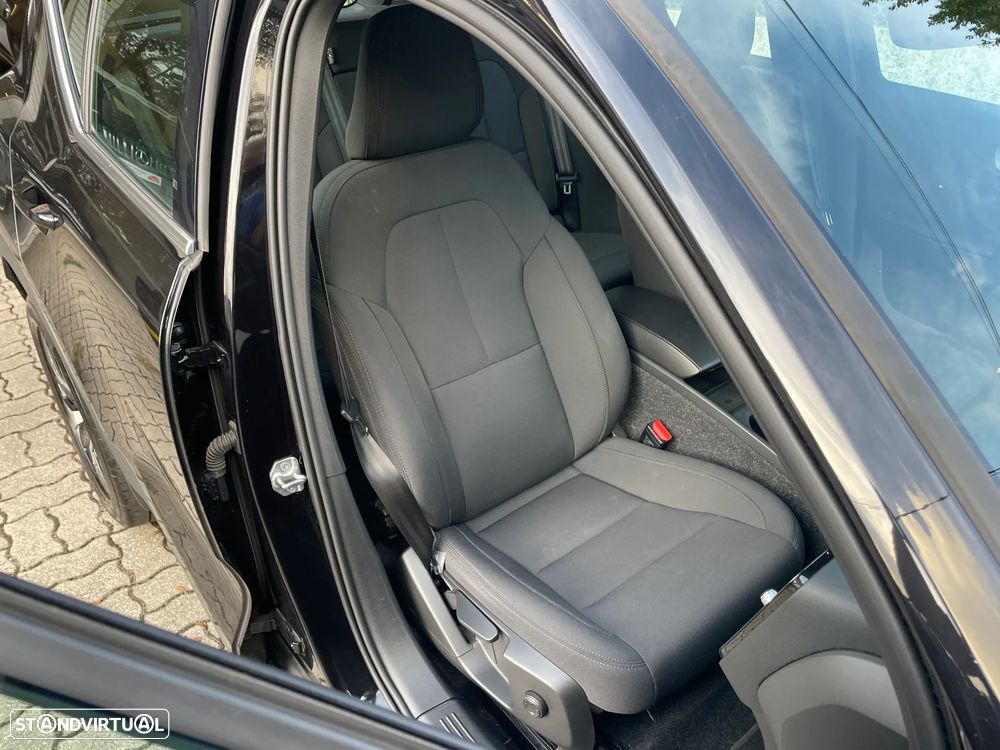 Volvo XC 40 1.5 T4 PHEV Inscription - 28