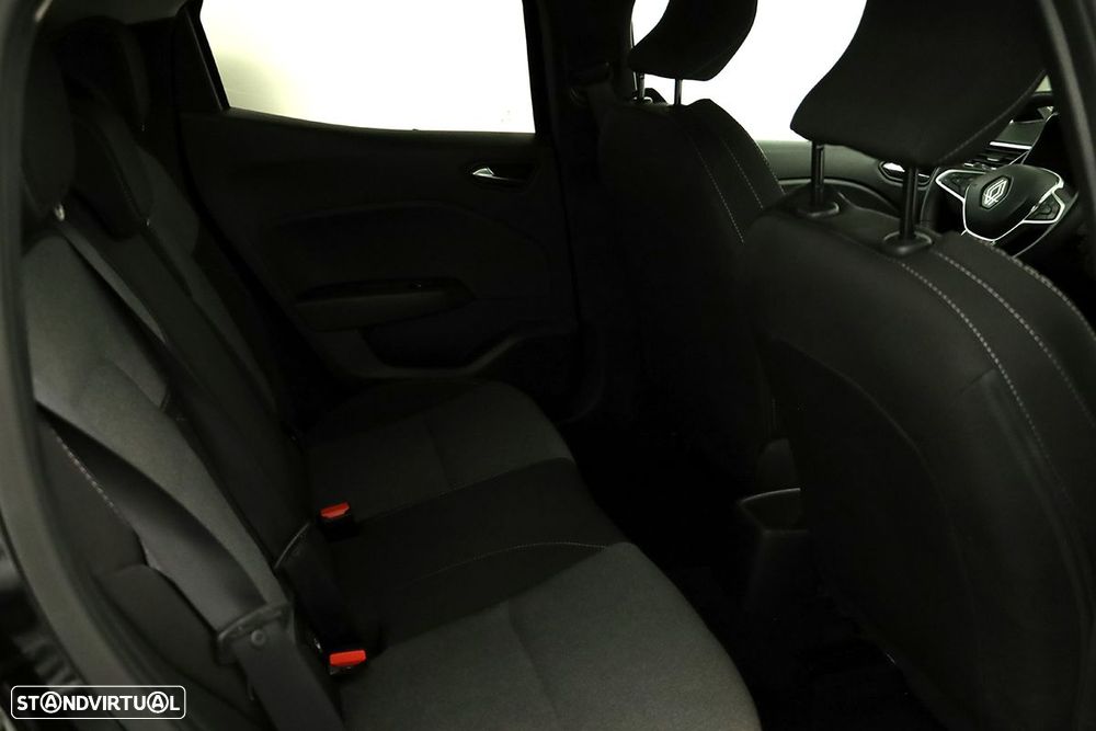 Renault Clio 1.0 TCe Evolution - 23