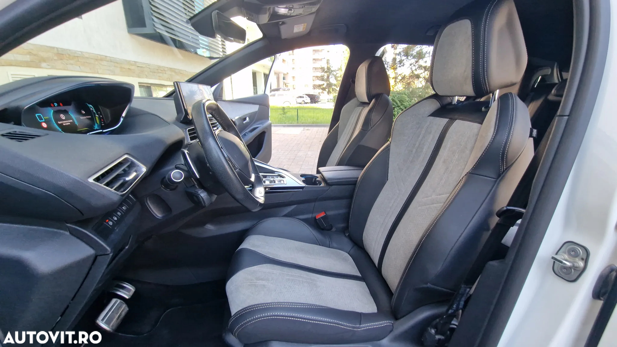 Peugeot 3008 PHEV EAT8 GT Pack - 19