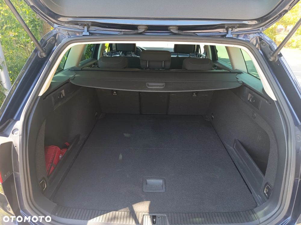Volkswagen Passat 2.0 TDI BMT Comfortline - 6