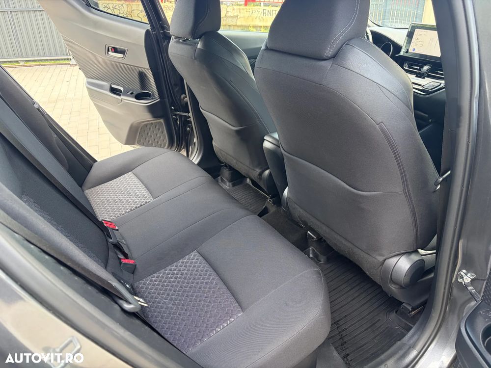 Toyota C-HR Business-Edition - 22