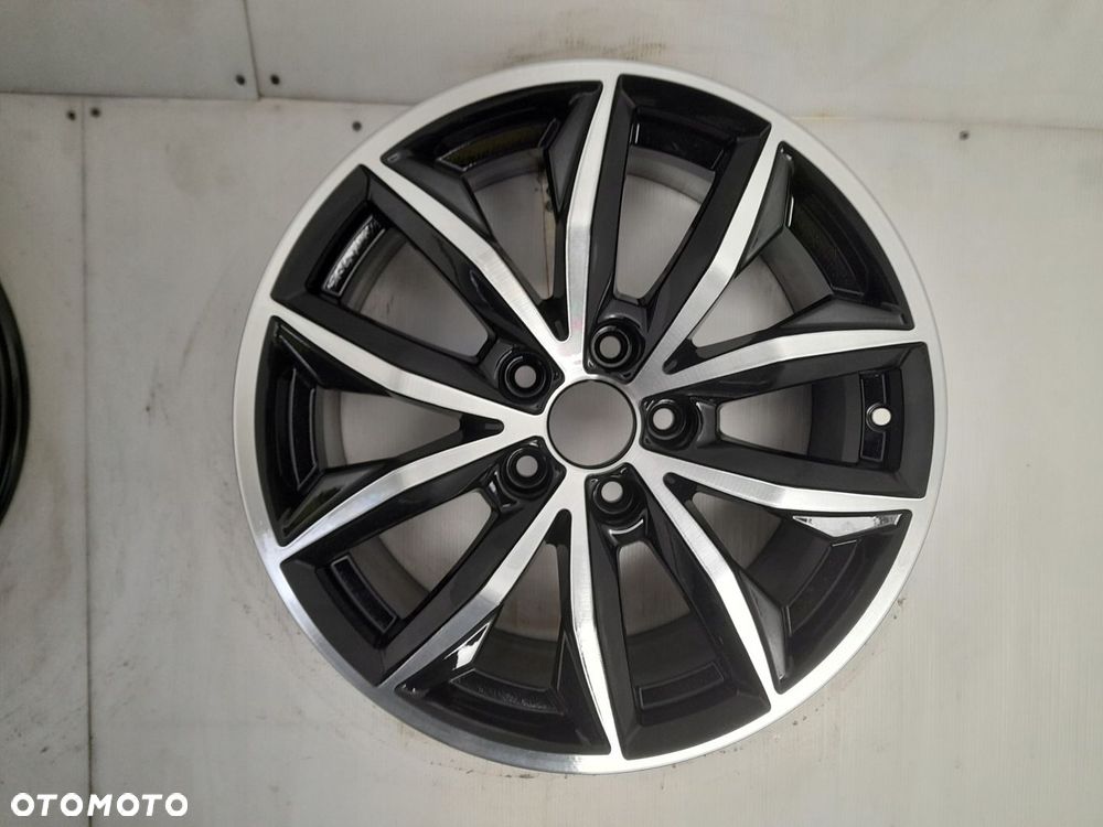 Felgi aluminiowe Audi OE 80A601025 7.0" x 17" 5x112 ET34 - 3