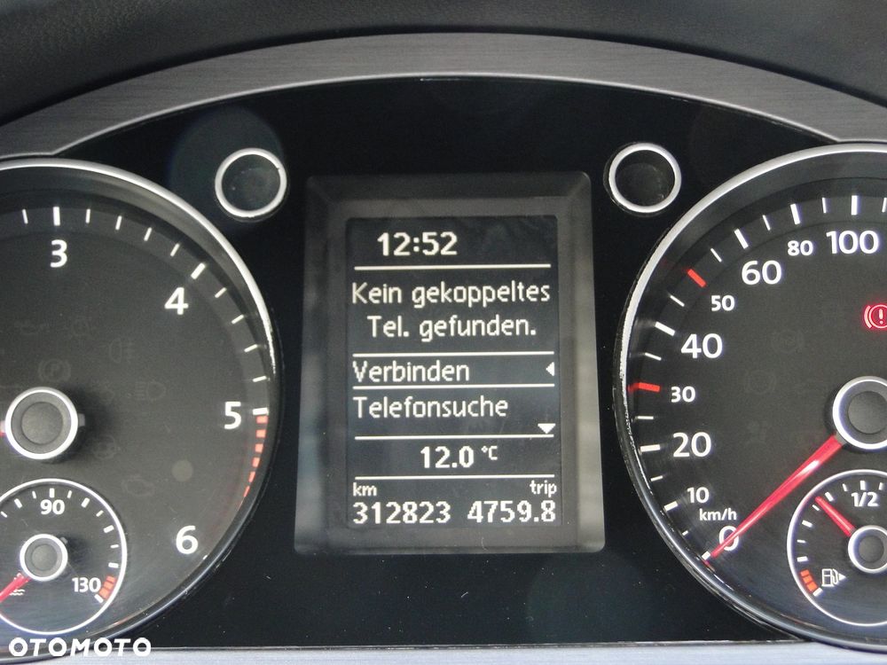 Volkswagen Passat 2.0 TDI Comfortline - 34