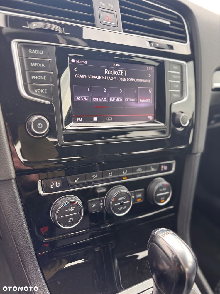Volkswagen Golf 2.0 BlueTDI DSG Comfortline - 17