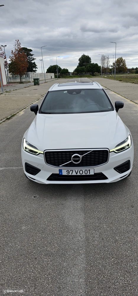 Volvo XC 60 2.0 T8 PHEV R-Design AWD - 8