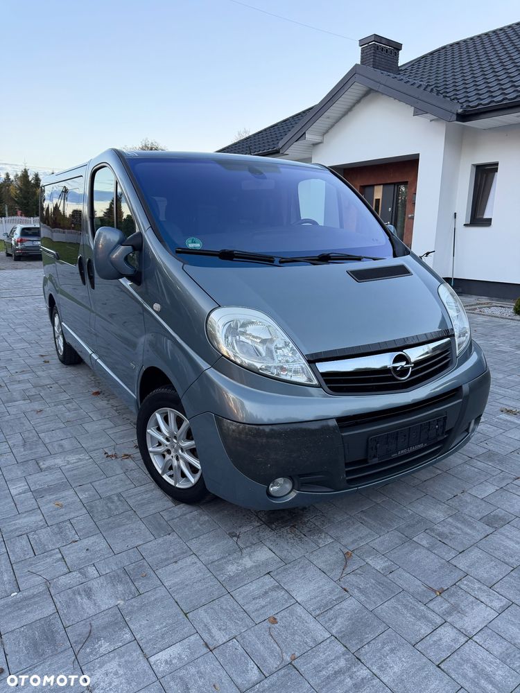 Opel Vivaro 2009 photo 4