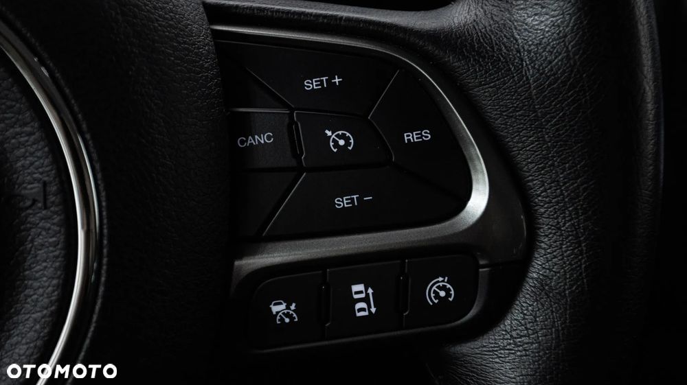 Jeep Renegade 1.3 GSE T4 Turbo Limited FWD S&S - 23