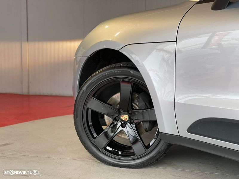 Porsche Macan Standard - 24