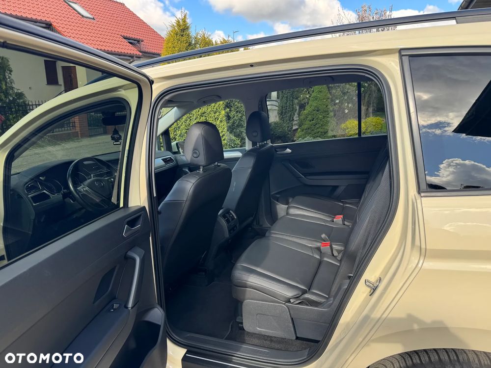 Volkswagen Touran 2.0 TDI SCR DSG Comfortline - 38