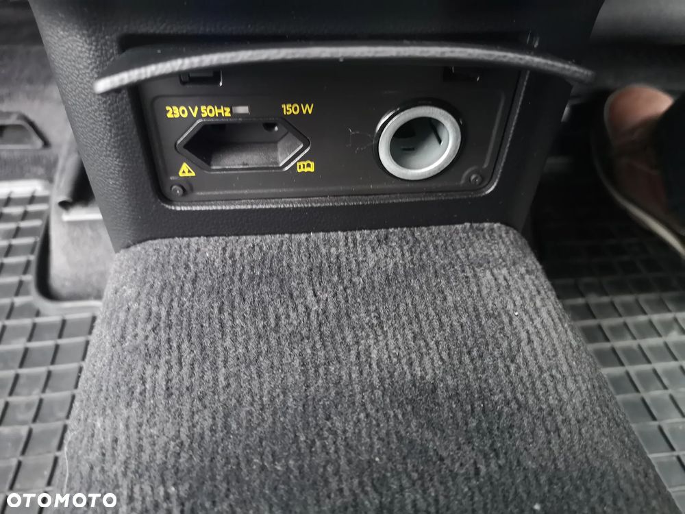 Volkswagen Passat - 18