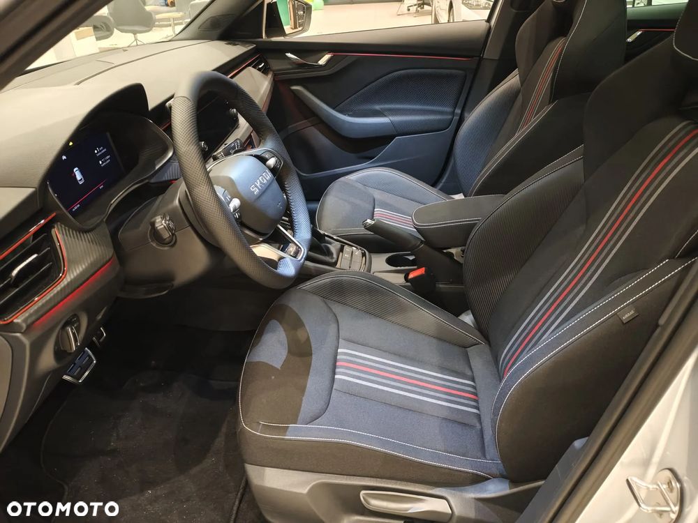 Skoda Kamiq 1.0 TSI Monte Carlo DSG - 4