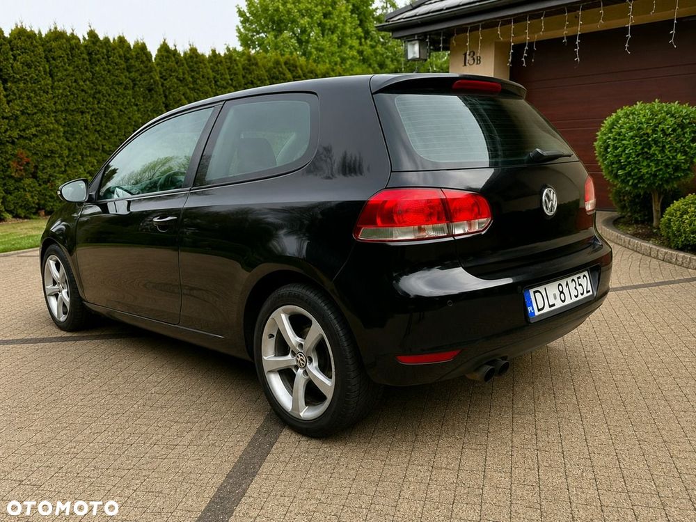 Volkswagen Golf - 4