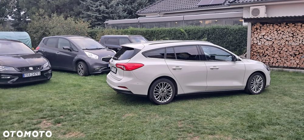 Ford Focus - 4