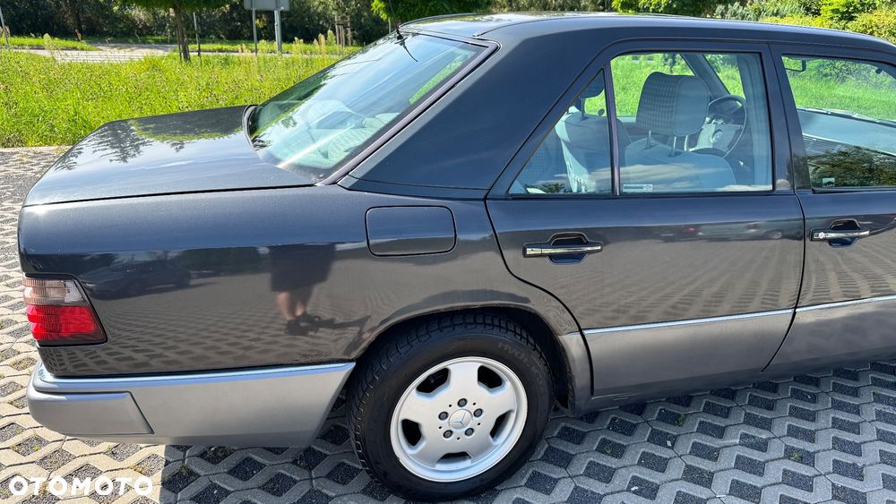 Mercedes-Benz W124 (1984-1993) - 9
