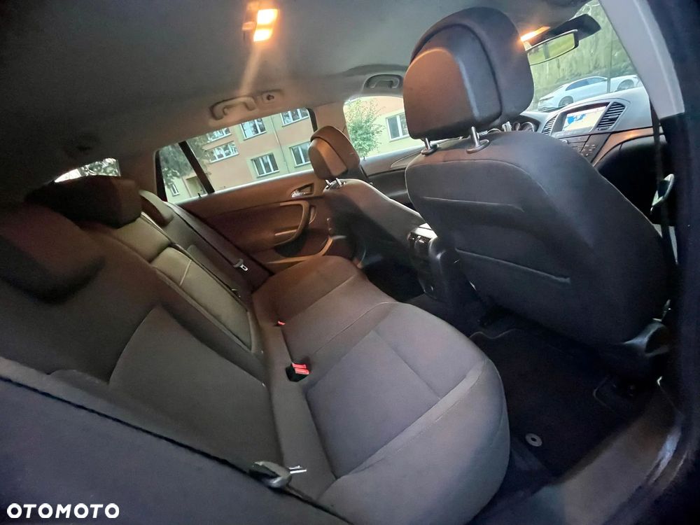 Opel Insignia - 14