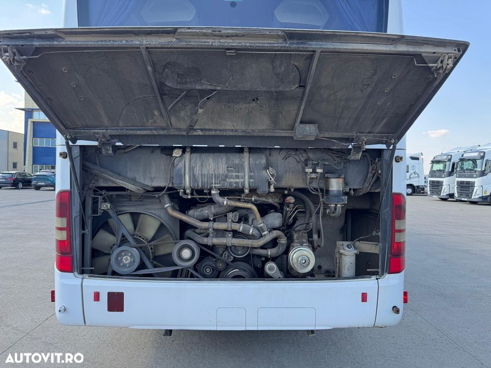 Mercedes-Benz INTOURO - 17