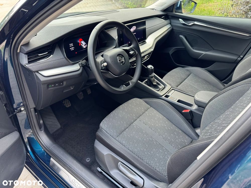 Skoda Octavia 1.5 TSI Edition - 11