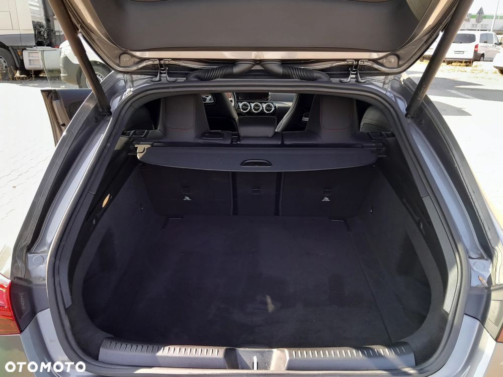 Mercedes-Benz CLA 200 7G-DCT - 16