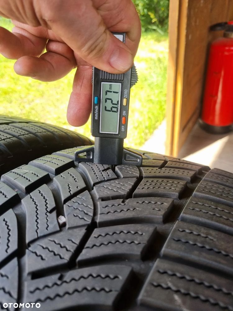 Opony Goodyear ULTRAGRIP PERFORMANCE + 225/55R17 101H 2021r,7.3/6,2 super - 8