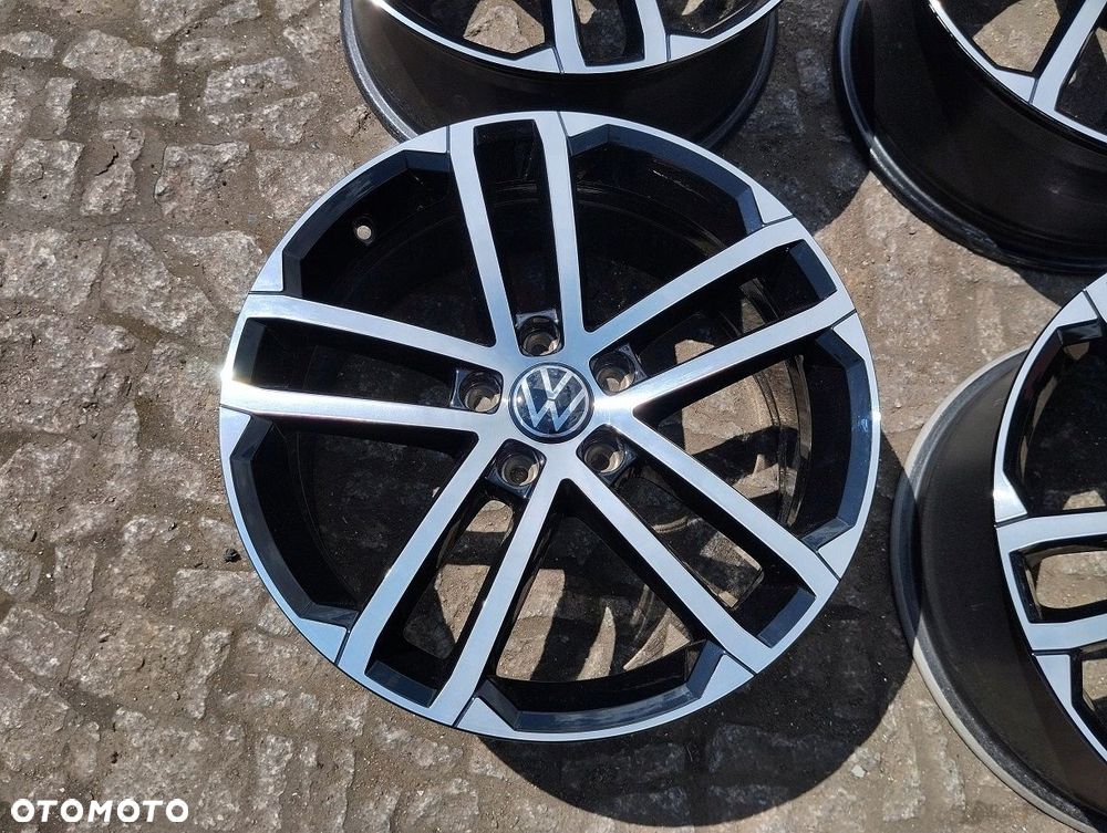 Felgi Alu 5x112 18 VW GOLF V VI VII Jetta Touran 5G - 9