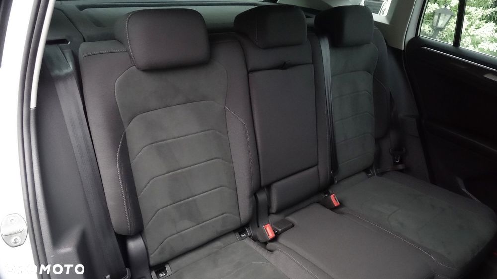 Volkswagen Tiguan - 29