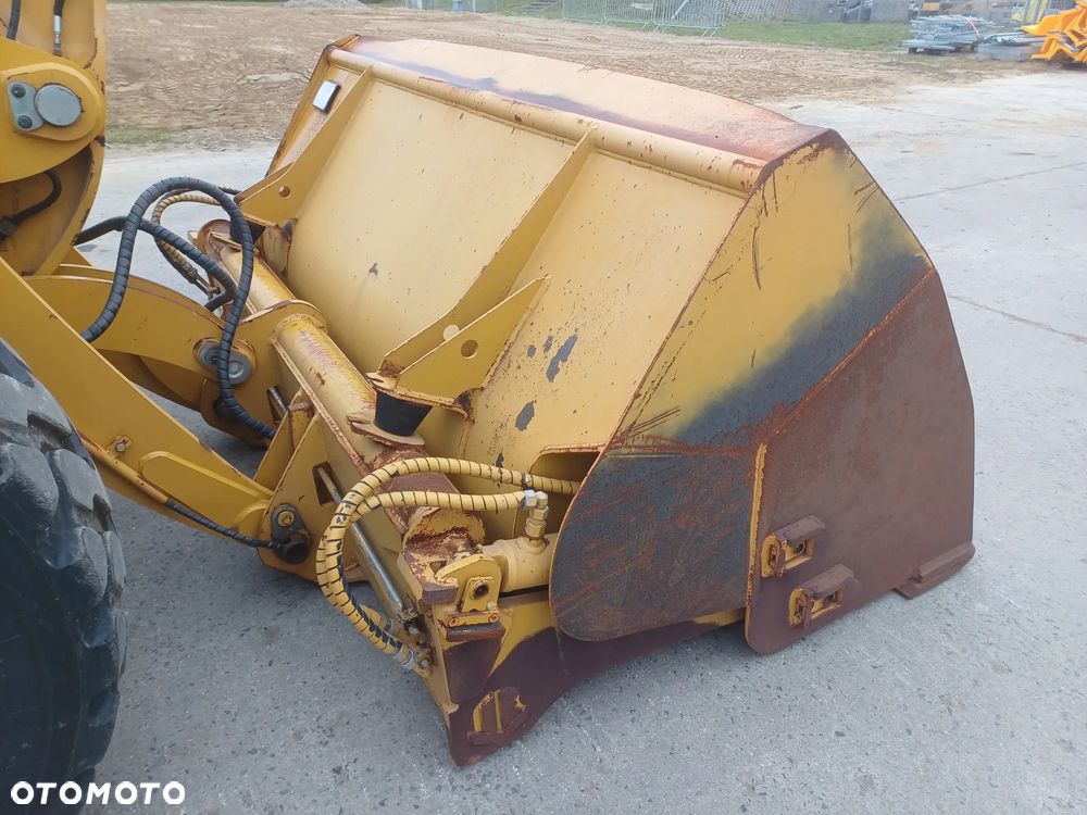 Caterpillar 914K - 12