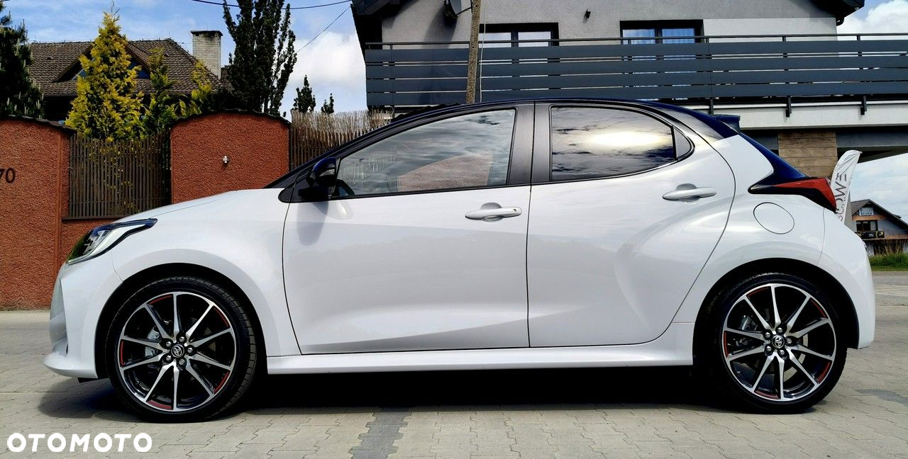 Toyota Yaris - 18