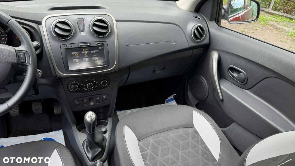 Dacia Sandero Stepway - 13