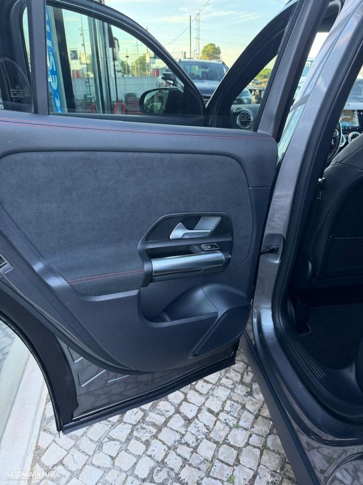 Mercedes-Benz GLA 250 e AMG Line - 12