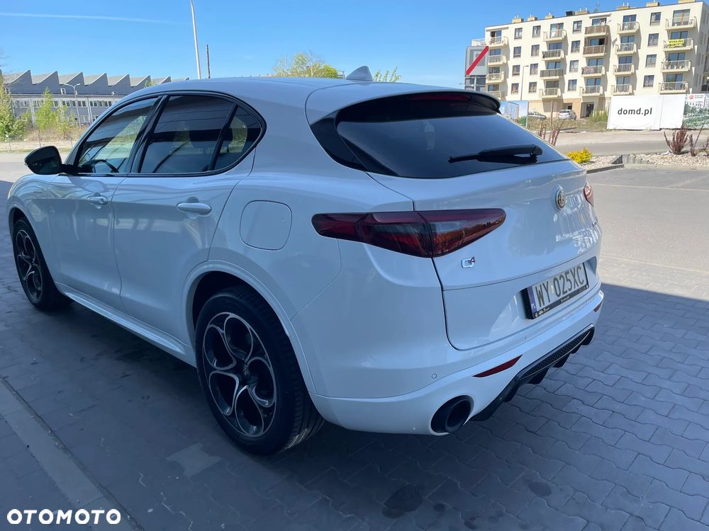 Alfa Romeo Stelvio 2.0 Turbo Veloce Q4 - 26