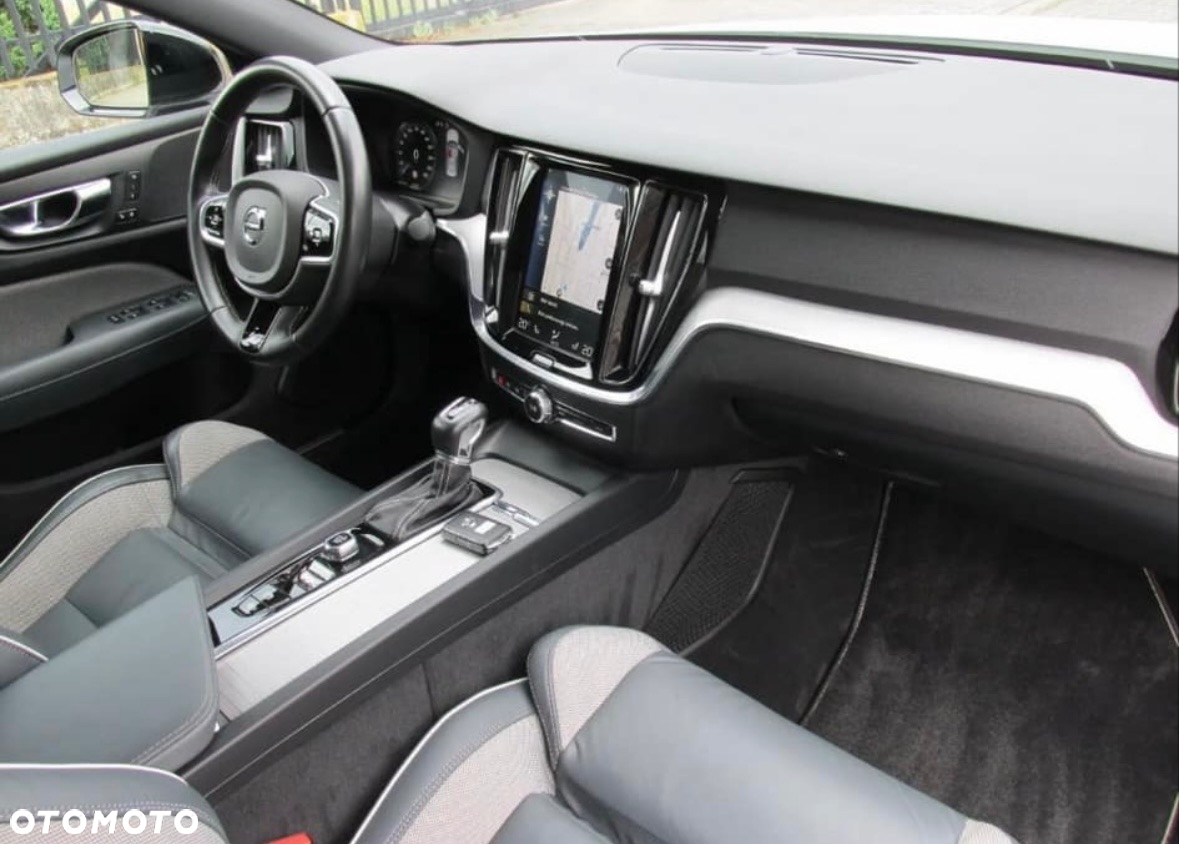 Volvo S60 T4 Drive-E R-Design Kinetic - 5