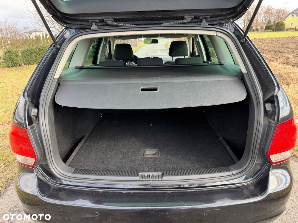 Volkswagen Golf 1.6 TDI DPF Comfortline - 16