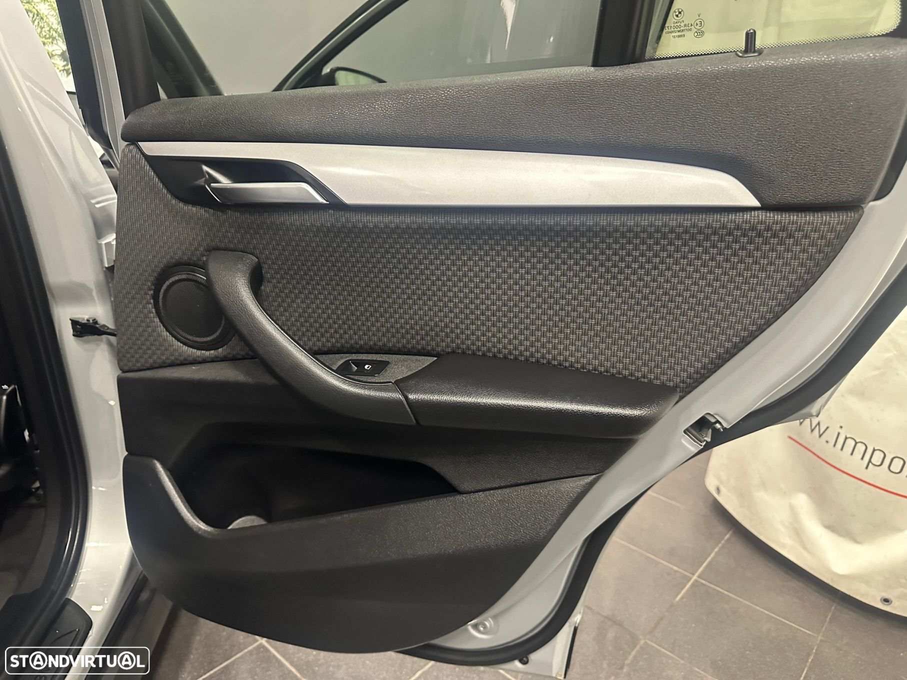 BMW X1 16 d sDrive Advantage - 42