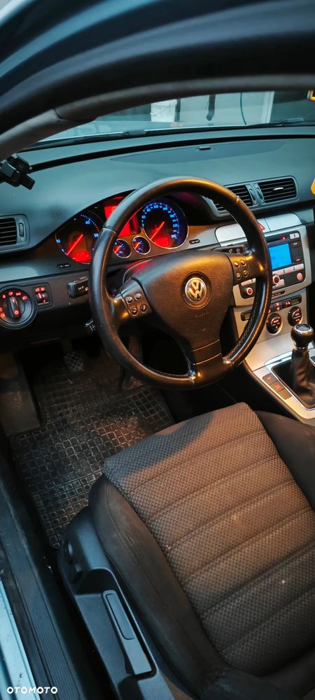 Volkswagen Passat Variant - 7